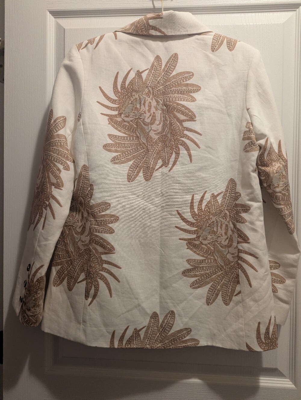 Las Sureñas Greek Tiger White Blazer - Picture 8 of 12